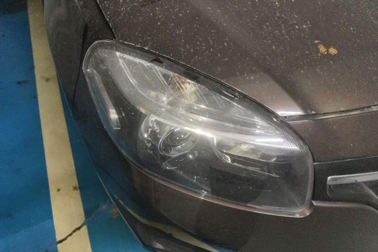 Used Renault Koleos 2014 2.0L Two-Wheel Drive Fashion Edition Right Front Headlight