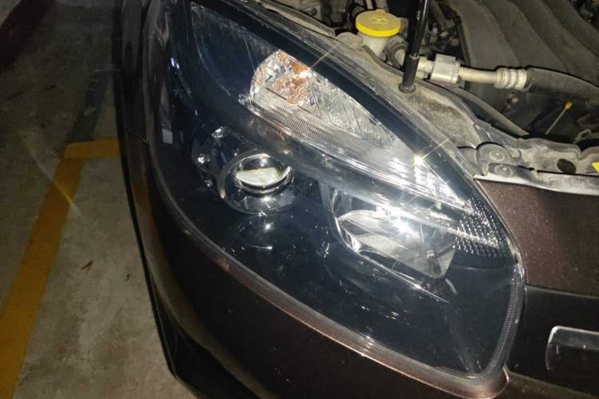Used Renault Koleos 2014 Revised Version 2.0L Two-Wheel Drive Smart Enjoyment Edition Right Front Headlight