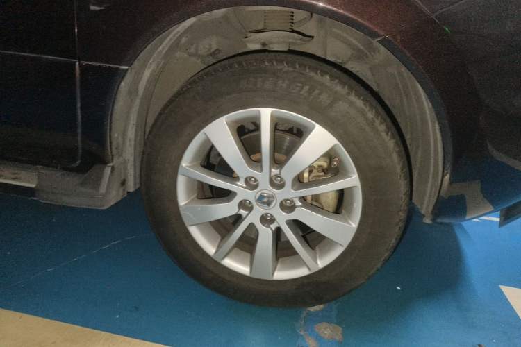 Used Renault Koleos 2014 2.0L Two-Wheel Drive Fashion Edition Right Front Wheel Hub