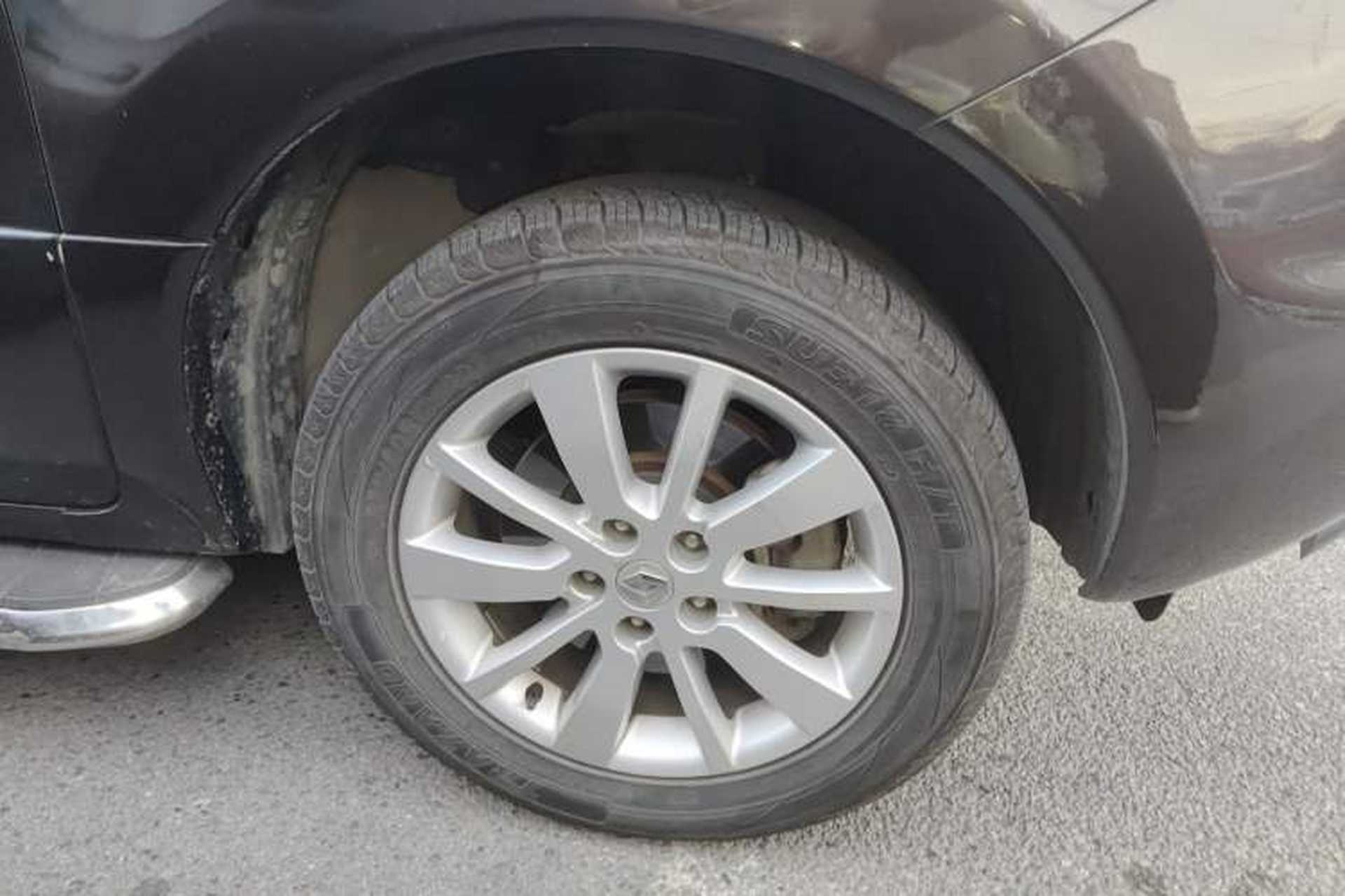 Used Renault Koleos 2014 2.0L Two-Wheel Drive Fashion Edition Right Front Wheel Hub
