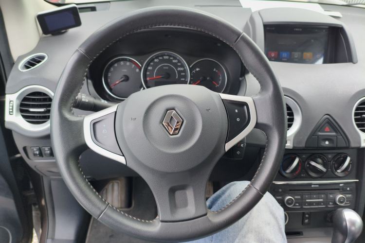 Used Renault Koleos 2014 Revised Version 2.0L Two-Wheel Drive Smart Enjoyment Edition Steering Wheel