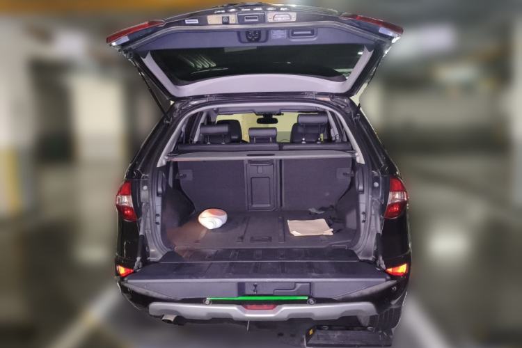 Used Renault Koleos 2014 2.5L 4x4 Comfort Edition Trunk