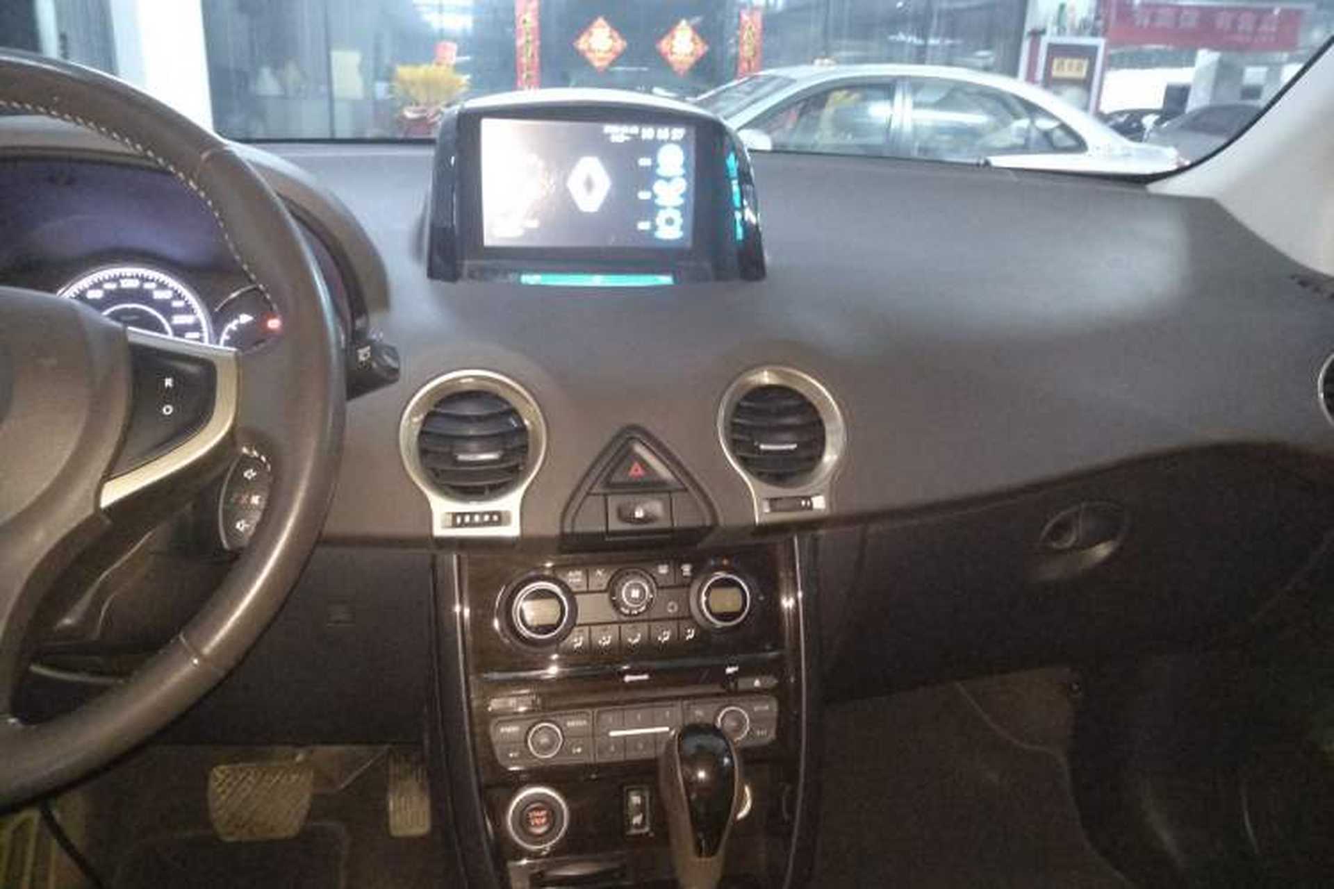 Used Renault Koleos 2014 2.0L Two-Wheel Drive Comfort Edition Audio And AC Panel