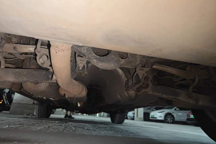 Used Renault Koleos 2014 Revised Version 2.0L Two-Wheel Drive Standard Edition Chassis Rear