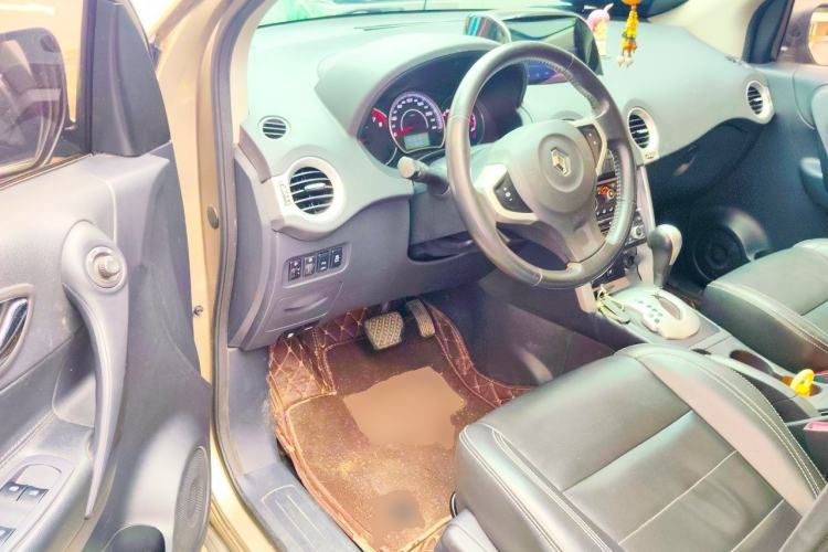 Used Renault Koleos 2014 Revised Version 2.0L Two-Wheel Drive Fashion Edition Driver Seat
