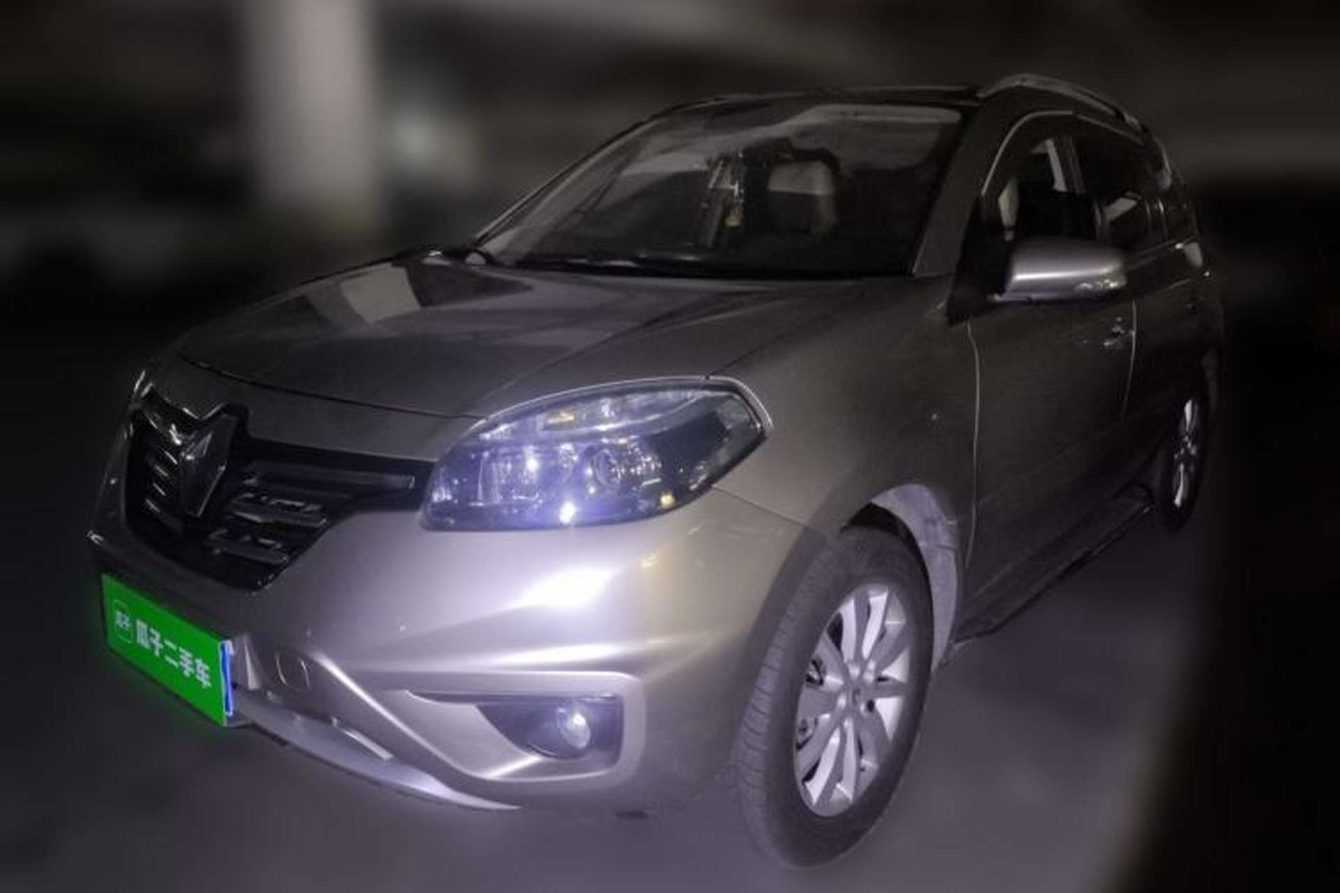 Used Renault Koleos 2014 2.0L Two-Wheel Drive Fashion Edition Front Left 45 Deg