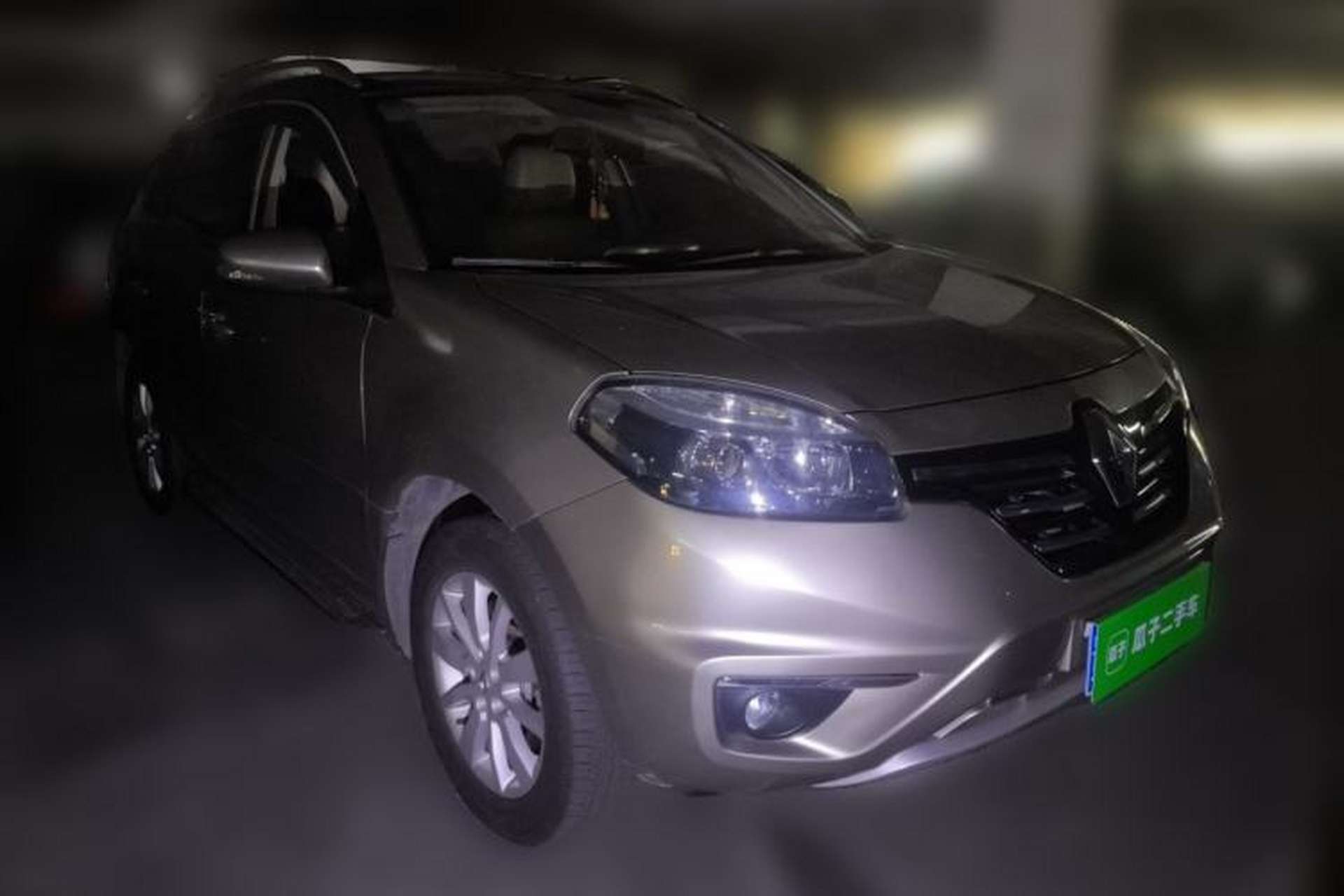 Used Renault Koleos 2014 2.0L Two-Wheel Drive Fashion Edition Front Right 45 Deg