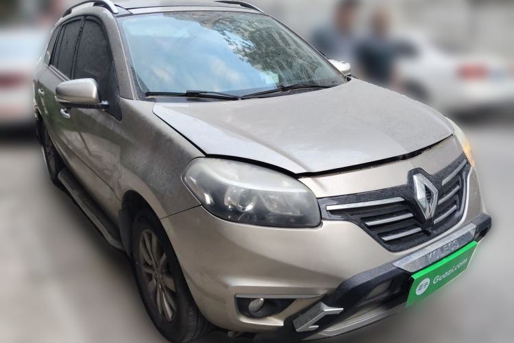 Used Renault Koleos 2014 2.0L Two-Wheel Drive Fashion Edition Front Right 45 Deg