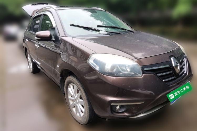 Used Renault Koleos 2014 Revised Version 2.0L Two-Wheel Drive Fashion Edition Front Right 45 Deg