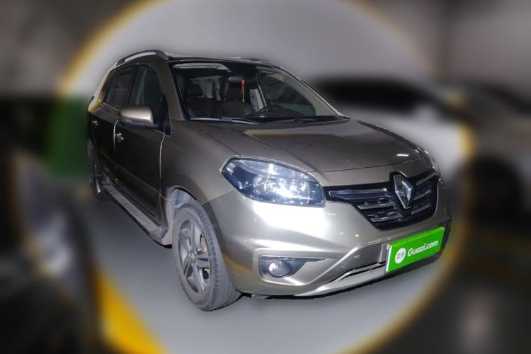 Used Renault Koleos 2014 Revised Version 2.0L Two-Wheel Drive Fashion Edition Front Right 45 Deg