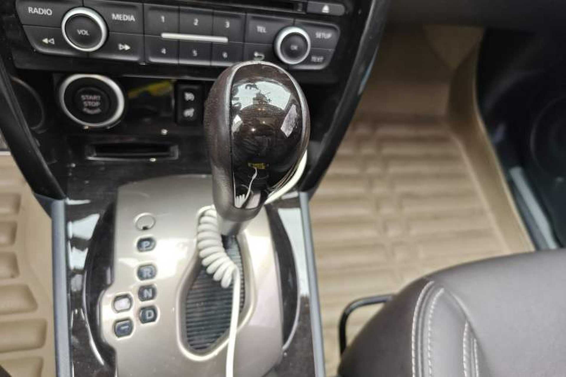 Used Renault Koleos 2014 Revised Version 2.5L Two-Wheel Drive Comfort Edition Gear Lever