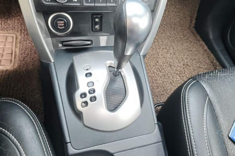 Used Renault Koleos 2014 Revised Version 2.0L Two-Wheel Drive Fashion Edition Gear Lever
