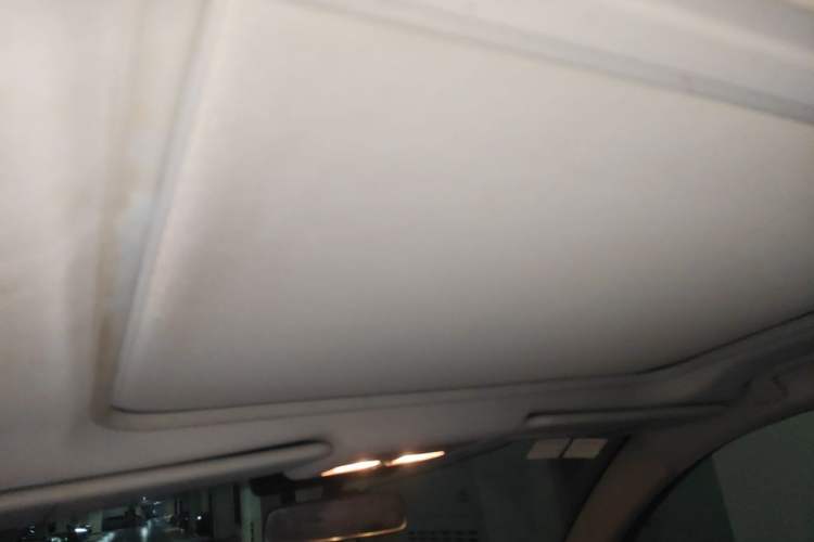Used Renault Koleos 2014 Revised Version 2.0L Two-Wheel Drive Fashion Edition Headliner
