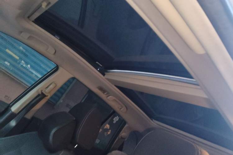 Used Renault Koleos 2014 2.0L Two-Wheel Drive Fashion Edition Headliner
