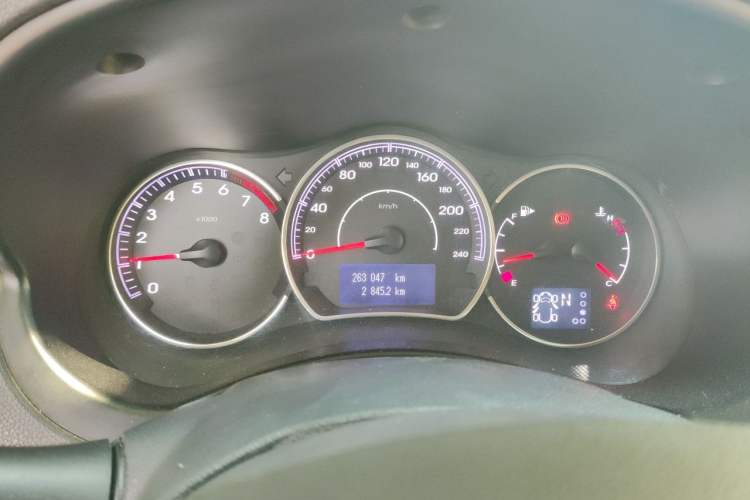 Used Renault Koleos 2014 2.0L Two-Wheel Drive Comfort Edition Instrument Cluster