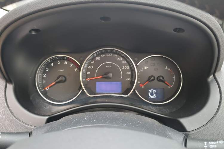 Used Renault Koleos 2014 Revised Version 2.0L Two-Wheel Drive Fashion Edition Instrument Cluster