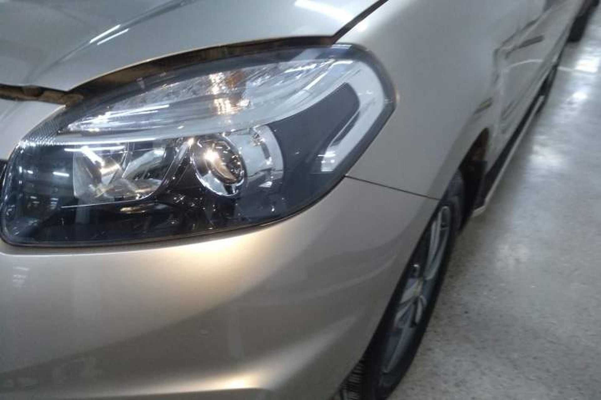 Used Renault Koleos 2014 2.0L Two-Wheel Drive Comfort Edition Left Front Headlight