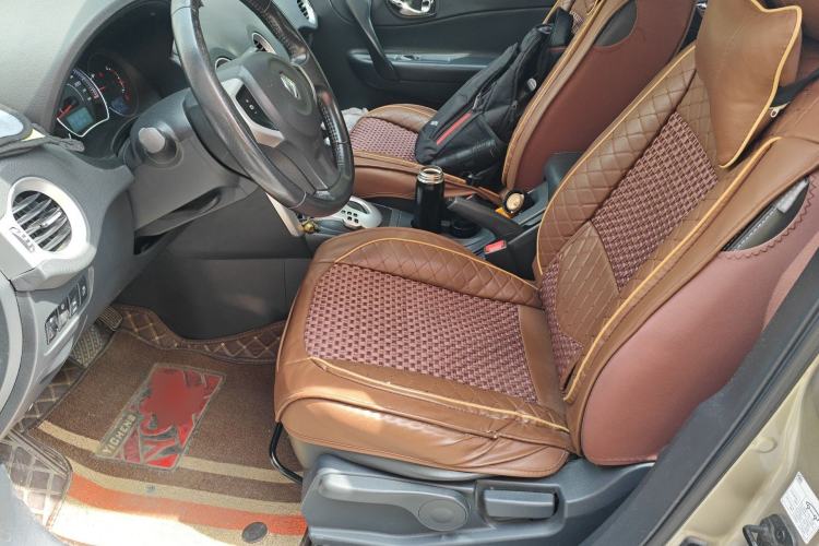 Used Renault Koleos 2014 Revised Version 2.0L Two-Wheel Drive Fashion Edition Left Front Seat