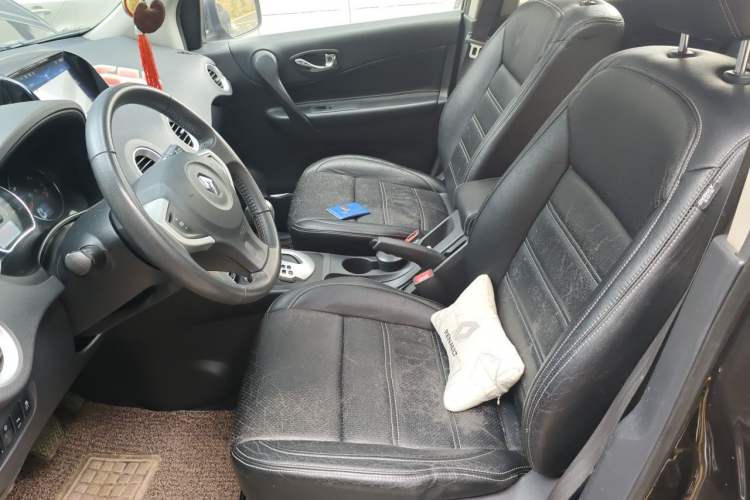 Used Renault Koleos 2014 Revised Version 2.0L Two-Wheel Drive Fashion Edition Left Front Seat