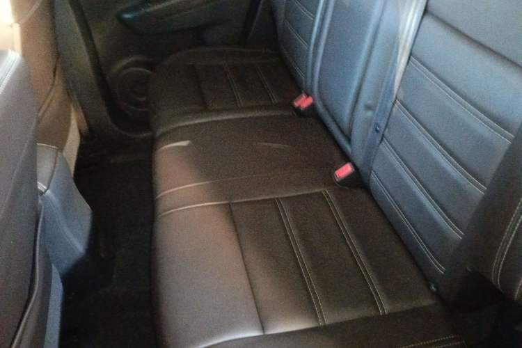 Used Renault Koleos 2014 2.0L Two-Wheel Drive Comfort Edition Left Rear Seat