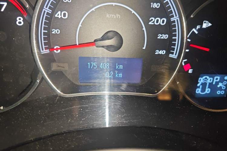 Used Renault Koleos 2014 Revised Version 2.0L Two-Wheel Drive Standard Edition Odometer Close Up