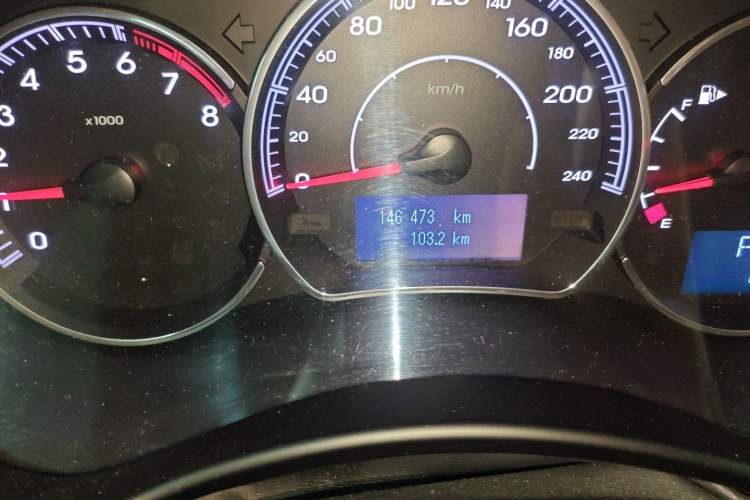 Used Renault Koleos 2014 Revised Version 2.5L Two-Wheel Drive Comfort Edition Odometer Close Up