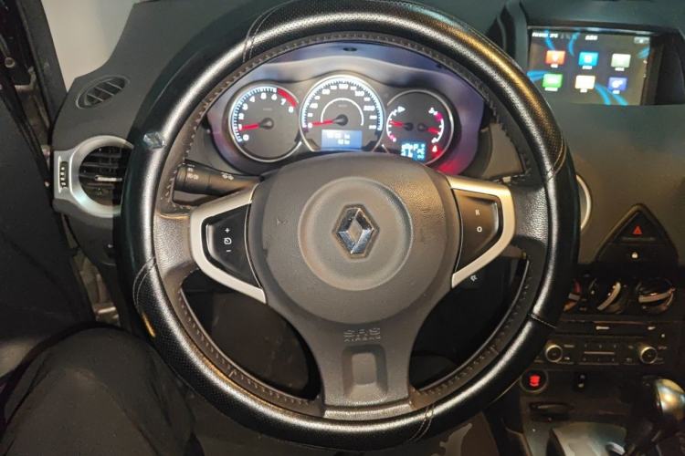Used Renault Koleos 2014 Revised Version 2.0L Two-Wheel Drive Standard Edition Steering Wheel