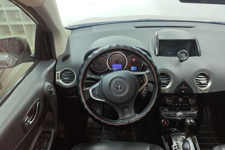 Used Renault Koleos 2014 Revised Version 2.5L Two-Wheel Drive Comfort Edition Steering Wheel