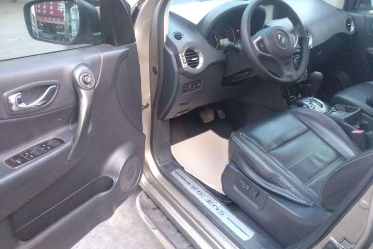 Used Renault Koleos 2014 2.5L Two-Wheel Drive Comfort Edition Driver Seat