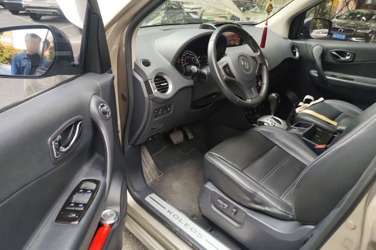 Used Renault Koleos 2014 2.5L Two-Wheel Drive Comfort Edition Driver Seat