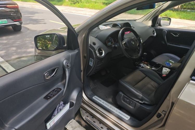 Used Renault Koleos 2014 Revised Version 2.5L Two-Wheel Drive Comfort Edition Driver Seat
