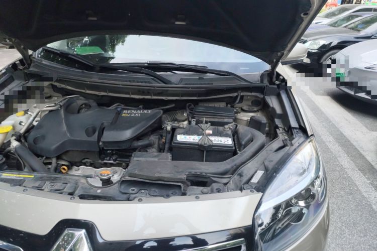Used Renault Koleos 2014 2.5L Two-Wheel Drive Comfort Edition Engine Bay Left
