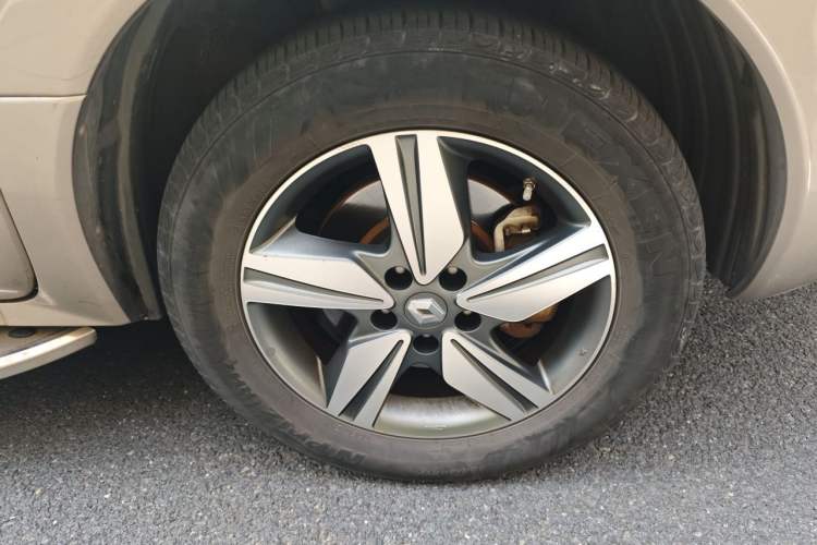 Used Renault Koleos 2014 Revised Version 2.5L Two-Wheel Drive Comfort Edition Exterior 1