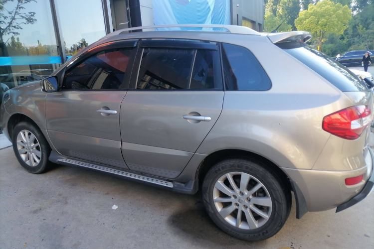 Used Renault Koleos 2014 Revised Version 2.0L Two-Wheel Drive Fashion Edition Exterior 3