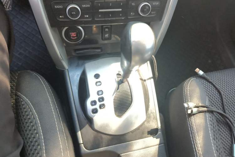 Used Renault Koleos 2014 2.0L Two-Wheel Drive Fashion Edition Gear Lever