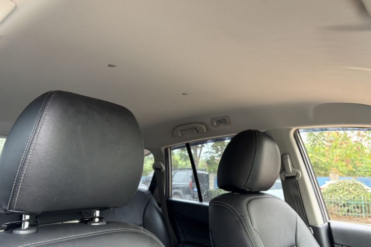 Used Renault Koleos 2014 Revised Version 2.0L Two-Wheel Drive Standard Edition Headliner