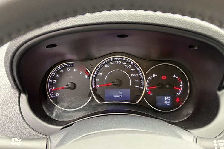 Used Renault Koleos 2014 Revised Version 2.0L Two-Wheel Drive Standard Edition Instrument Cluster