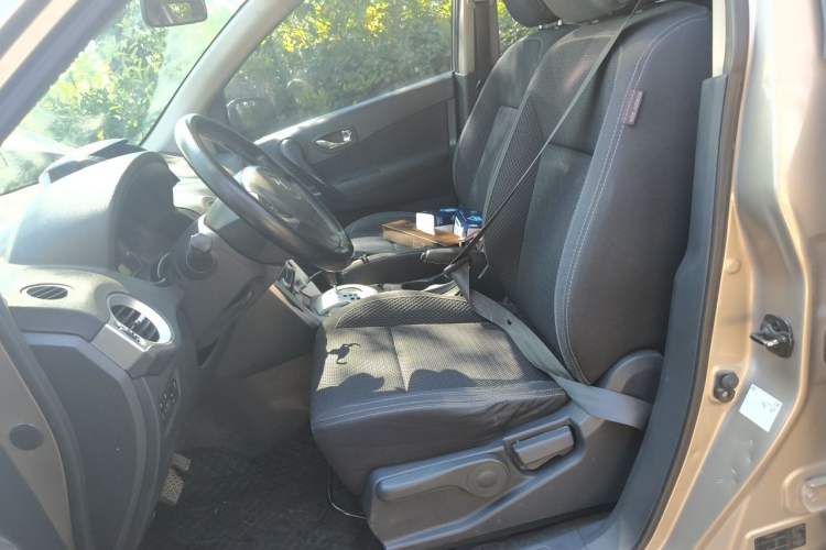 Used Renault Koleos 2014 2.0L Two-Wheel Drive Fashion Edition Left Front Seat