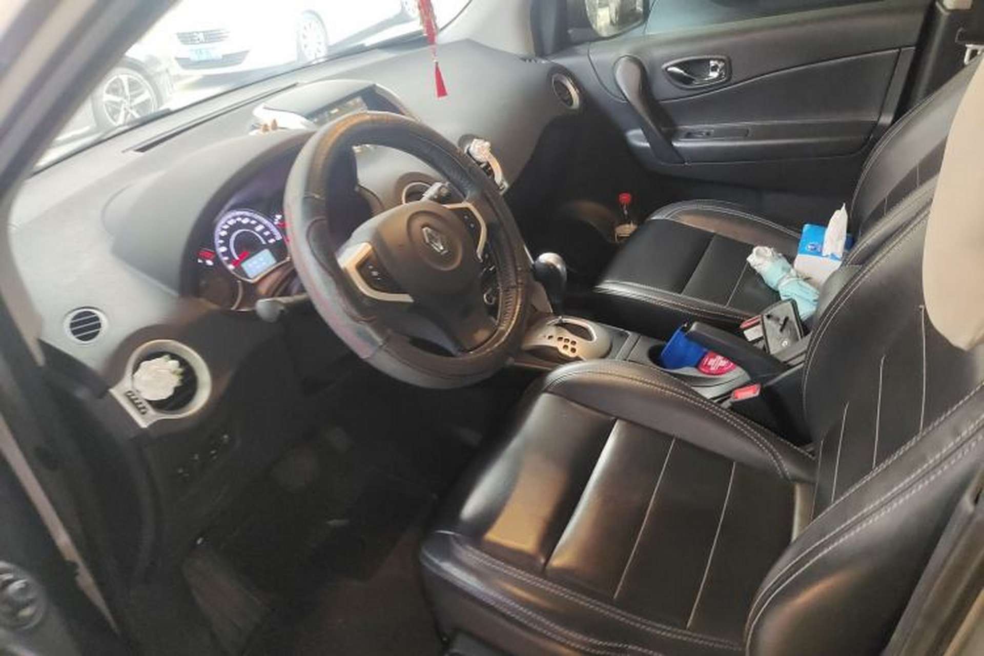 Used Renault Koleos 2014 2.0L Two-Wheel Drive Fashion Edition Left Front Seat