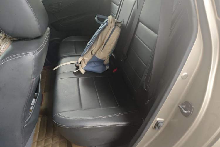 Used Renault Koleos 2014 Revised Version 2.0L Two-Wheel Drive Smart Enjoyment Edition Left Rear Seat