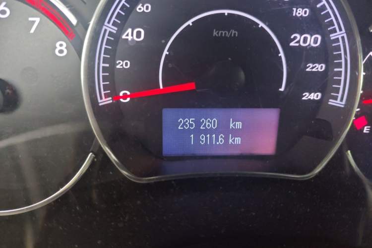 Used Renault Koleos 2014 Revised Version 2.0L Two-Wheel Drive Smart Enjoyment Edition Odometer Close Up