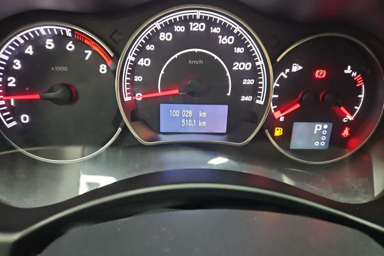 Used Renault Koleos 2014 2.0L Two-Wheel Drive Fashion Edition Odometer Close Up