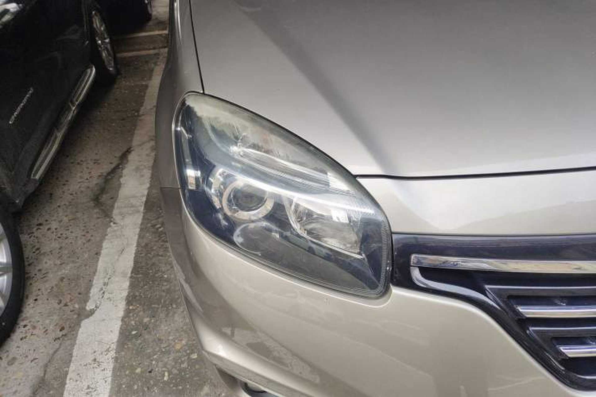 Used Renault Koleos 2014 2.0L Two-Wheel Drive Fashion Edition Right Front Headlight