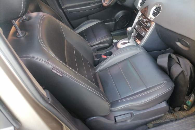 Used Renault Koleos 2014 Revised Version 2.0L Two-Wheel Drive Fashion Edition Right Front Seat