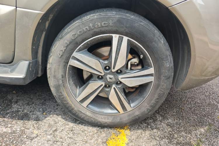 Used Renault Koleos 2014 2.5L Two-Wheel Drive Comfort Edition Right Front Wheel Hub