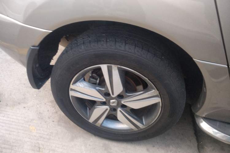 Used Renault Koleos 2014 2.5L Two-Wheel Drive Comfort Edition Right Rear Wheel Hub