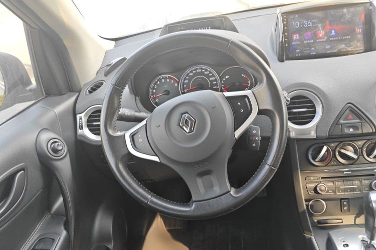 Used Renault Koleos 2014 Revised Version 2.0L Two-Wheel Drive Standard Edition Steering Wheel