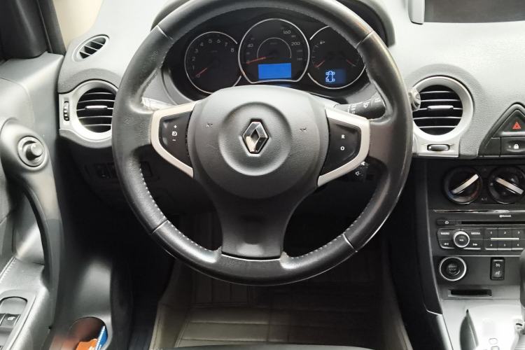 Used Renault Koleos 2014 Revised Version 2.0L Two-Wheel Drive Standard Edition Steering Wheel