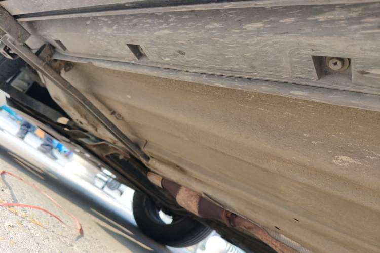 Used Renault Koleos 2014 2.5L 4x4 Comfort Edition Chassis Front Left