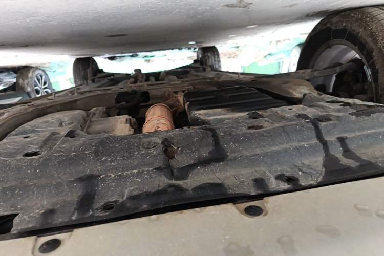 Used Renault Koleos 2014 2.5L 4x4 Comfort Edition Chassis Front